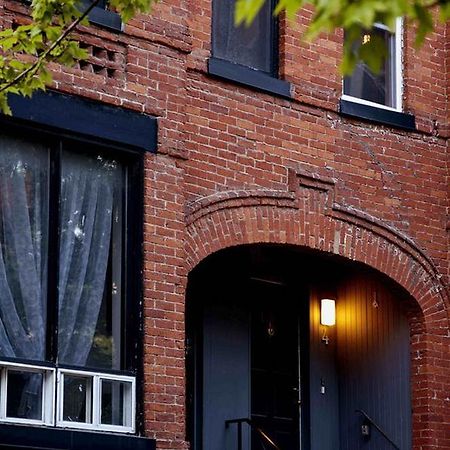 Downtown Home Inn B&B Торонто Екстериор снимка