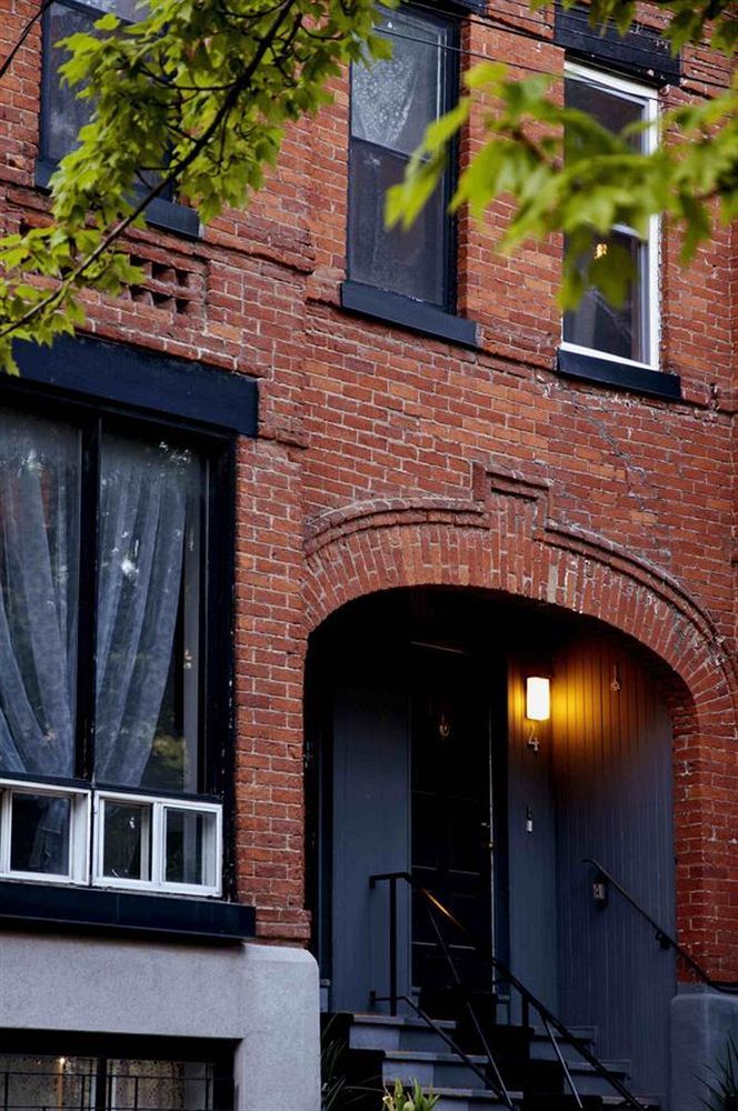 Downtown Home Inn B&B Торонто Екстериор снимка